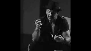Arjona revela cuál es su lujo y su excentricidad @ArjonaOficial