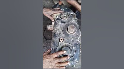 how to open a engine timing plate#isuzu #mechanic