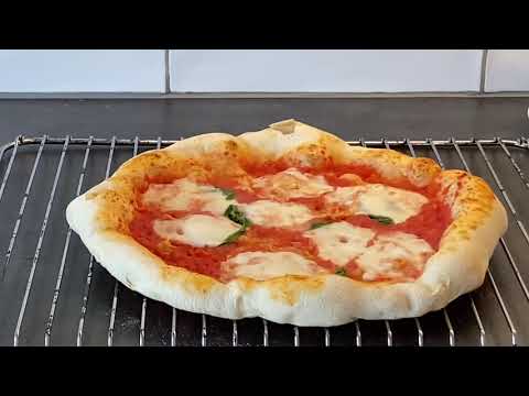 Video: Hvordan Lage Pizza I Ovnen
