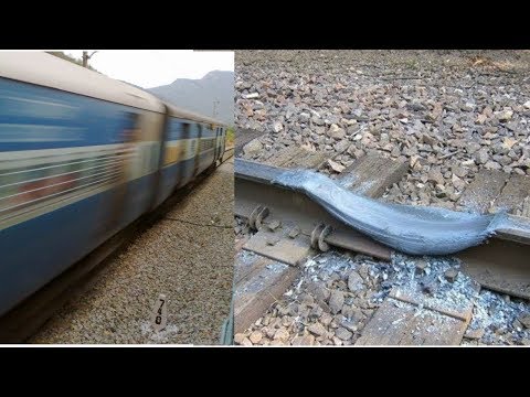 Tren 100 km'den fazla bir hızla gidiyordu.. Öncesinde ray kırıldı, Sonra ne oldu...