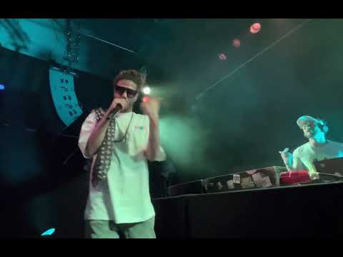 مدينه السلام و الزوايه الحمرا عملين نار في سويسرا فيفتي و جمايكا