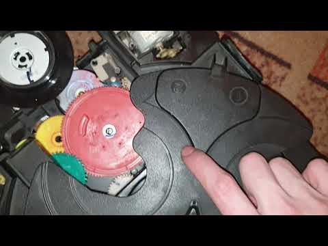 Видео: Как обслужить, починить 3х дисковый чейнджер от музыкального центра
