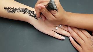 Henné Simple inspiration Arabesque || Simple Henna arabesque Designs