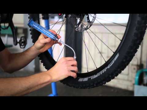 milKit - clean, simple & safe tubeless maintenance