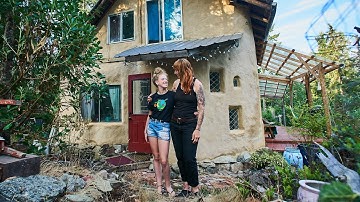Self Built Cob Earth House Tour!! Constructed Using Only Recycled Materials and Costing $9000.
