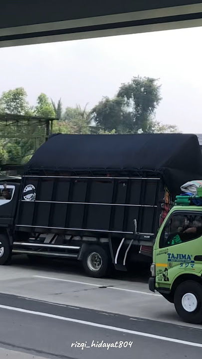 Aksi Truck SM Cabe Oleng Parahhh!!! #basuri #trukoleng #oleng #stopoleng #storywa #truk #driveroleng