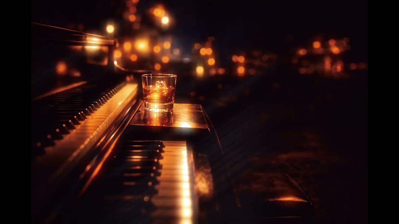 🥃🎹Soft piano, slow blues and the kind of night that listens.Best played after midnight.