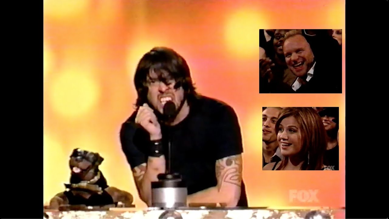 Triumph and Dave Grohl Co-Poop on the Billboard Music Awards