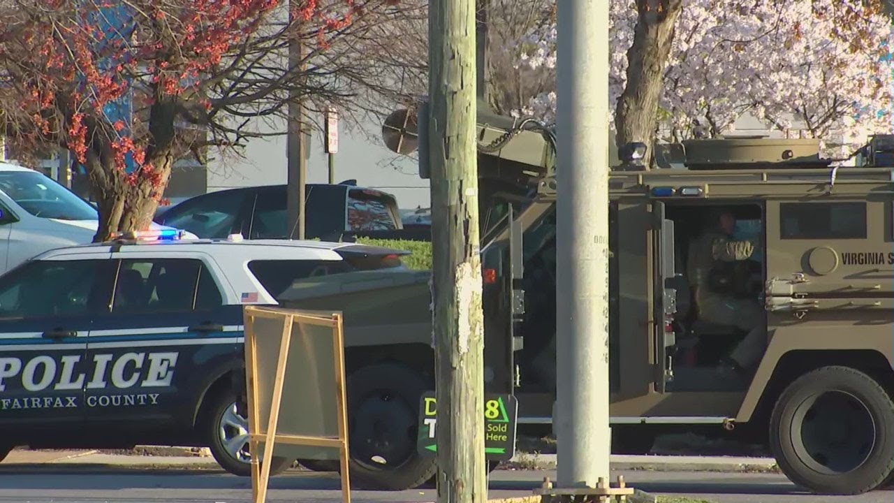 TRAFFIC ALERT Fairfax County standoff impacts morning commute FOX 5