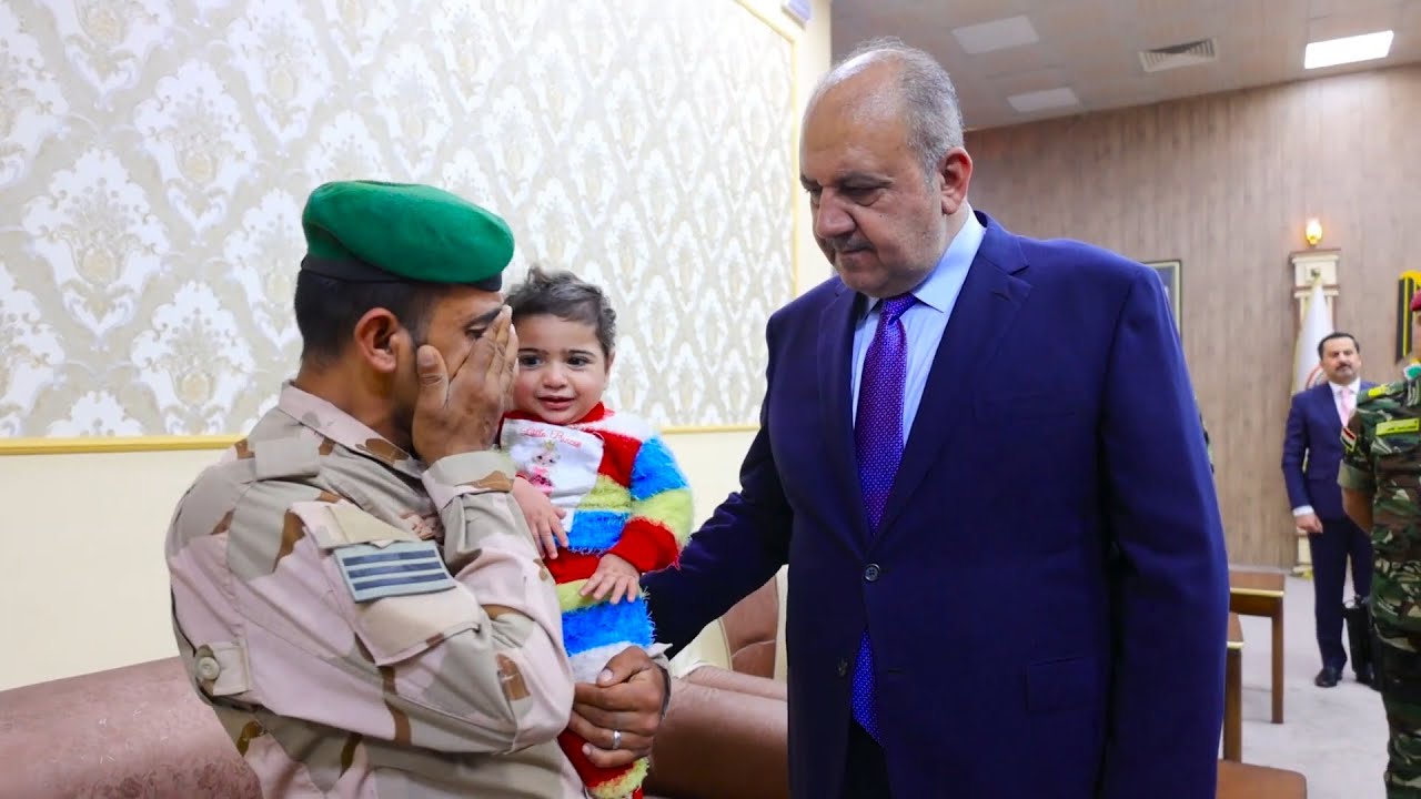 السيد معالي وزير الدفاع يستجيب لمناشدة المنتسب مصطفى الحلفى