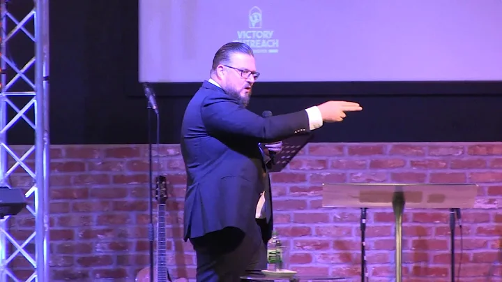 Killing The Giant Of Failure // Paul Lloyd