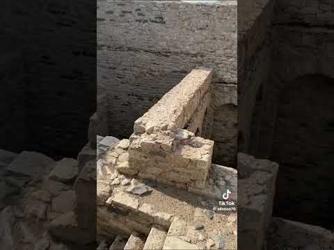 السيدة زبيدة زوجة الخليفة هارون الرشيد أوقافها سقيا الماء رحمها الله