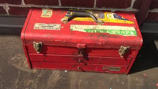 The Vintage Waterloo Industries Key To Quality Tool Box