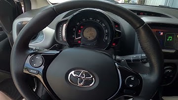 How to Enable or Disable Phone Status in Toyota Aygo II ( 2014 - 2021 )