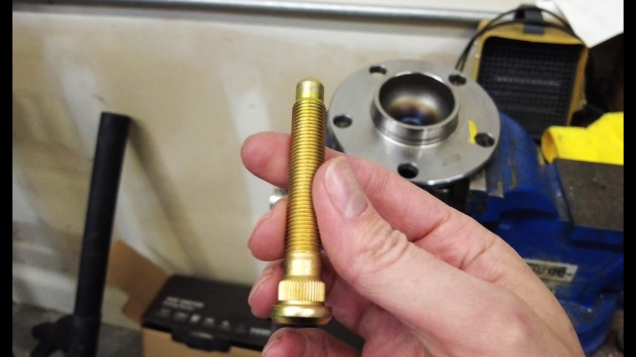 INSTALLING ARP STUDS IN A 350ZHUB YouTube