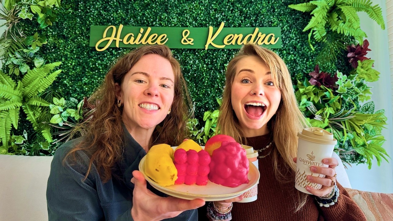 BEST Trompe-l'œil Desserts In St Louis?? - *Qahwatea Coffee Taste Test* - Hailee And Kendra