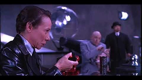 Austin Powers Fembots