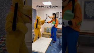 Pluto vs Goofy DOGFIGHT! Whose side are you on? 🤣