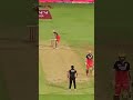 Jofra Archer bowls a dangerous bouncer to Virat Kohli