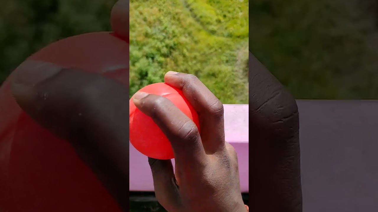 Cross seam bowling grip