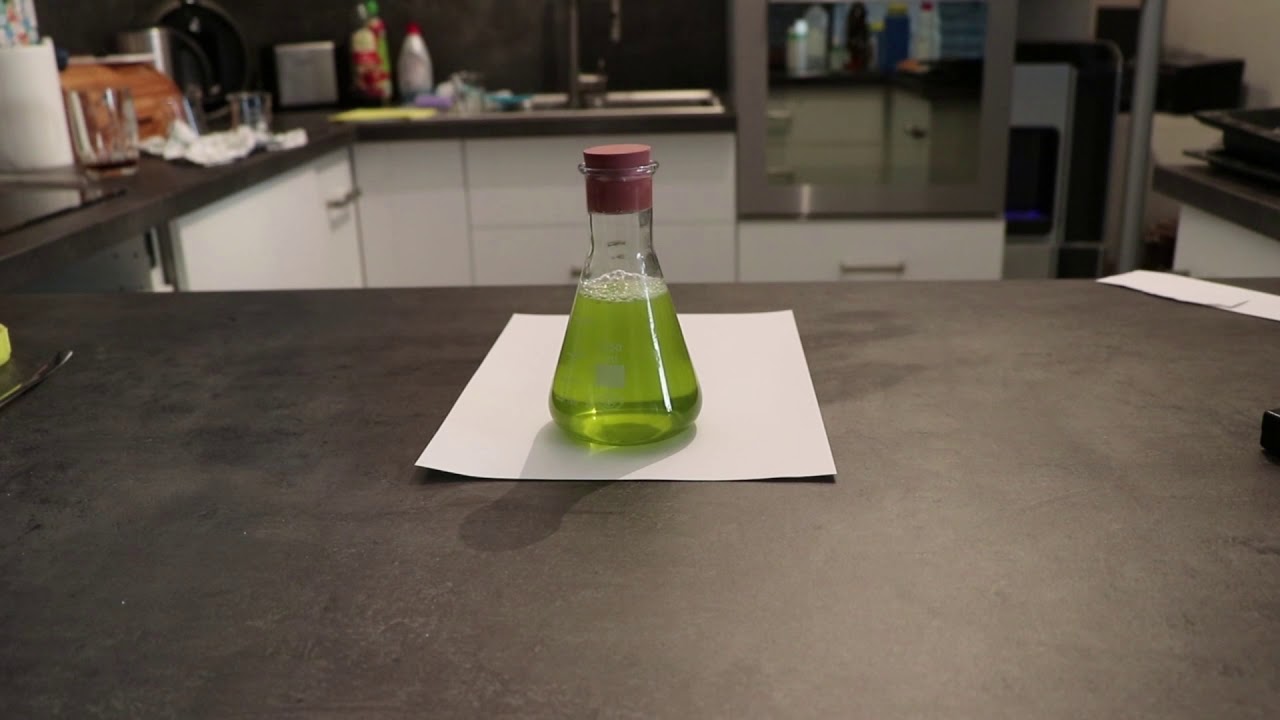 Iodine clock reaction & traffic lights