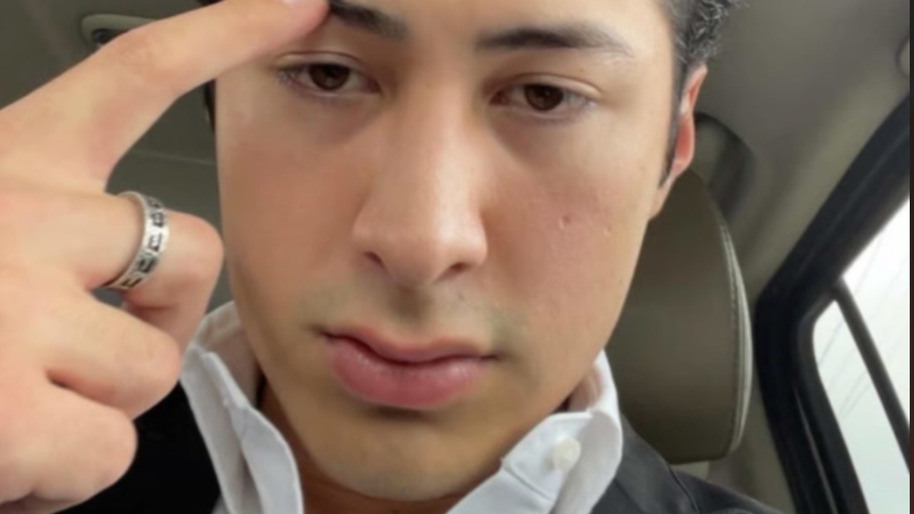 У Хадсона Уильямса есть музыкальная карьера, о которой никто не знает.