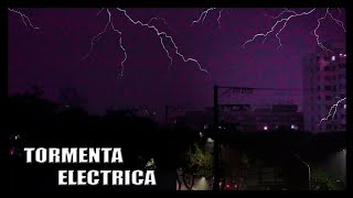 FUERTE TORMENTA ELECTRICA  *lluvia y truenos*