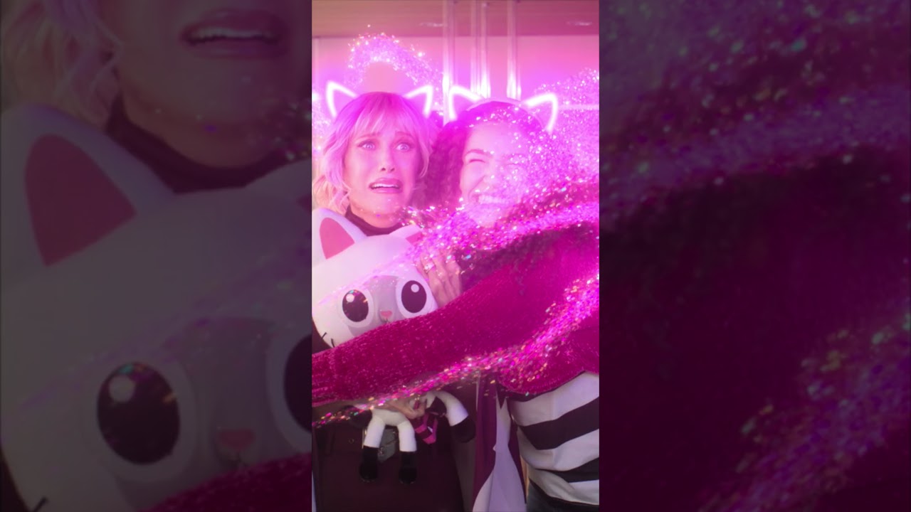 ✨ONE✨MEOW-GICAL✨MONTH✨ until Gabby’s big screen adventure!