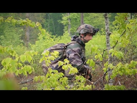 Vidéo: Comment Entrer Dans Le Renseignement Militaire