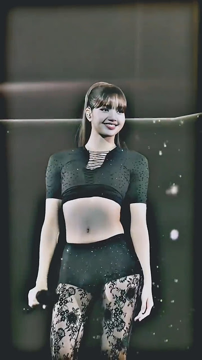 LISA and JUNGKOOK's SHOCKING KISS MOMENT #lisa#lisablackpink#blackpink_lisa#trending#bts #blackpink