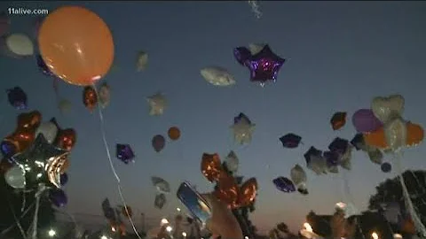 300 attend vigil calling for healing, accountability in wake of 3 teens killed in robbery attempt