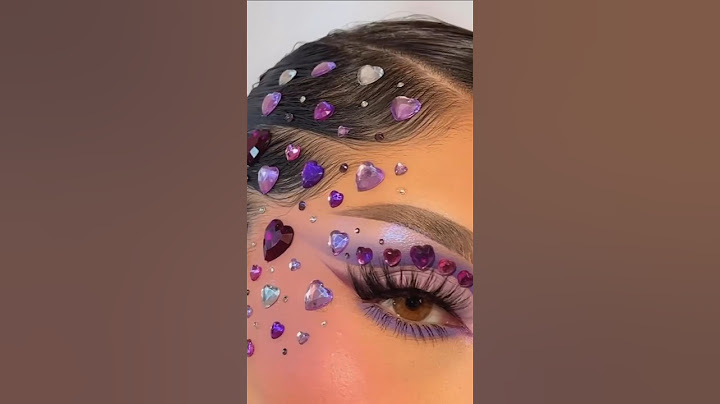قل ممكن انتجربو هيك ميك اب او بتحسوه مبالغ فيه Can you do it? #nails #fashion
