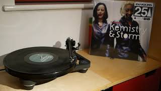Jonny L - Uneasy (Kemistry & Storm DJ-Kicks !K7 K7074LPR B1) 1999