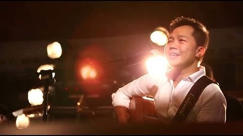 Sandhy Sondoro - You and I - Music Everywhere **