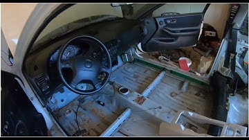 Interior Removal - The Rusty Barnacle - Integra Type R 98-0111