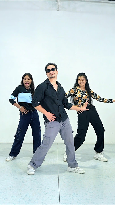 Palang Sagwan Ke | Bhojpuri Song | Khesari Lal Yadav | Aamarpali Dubey | #dance #shorts #bhojpuri