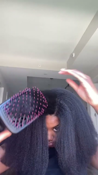 How to blow dry natural hair. Shop my LTK https://liketk.it/5lhQ8 #hair #naturalhair #haircare