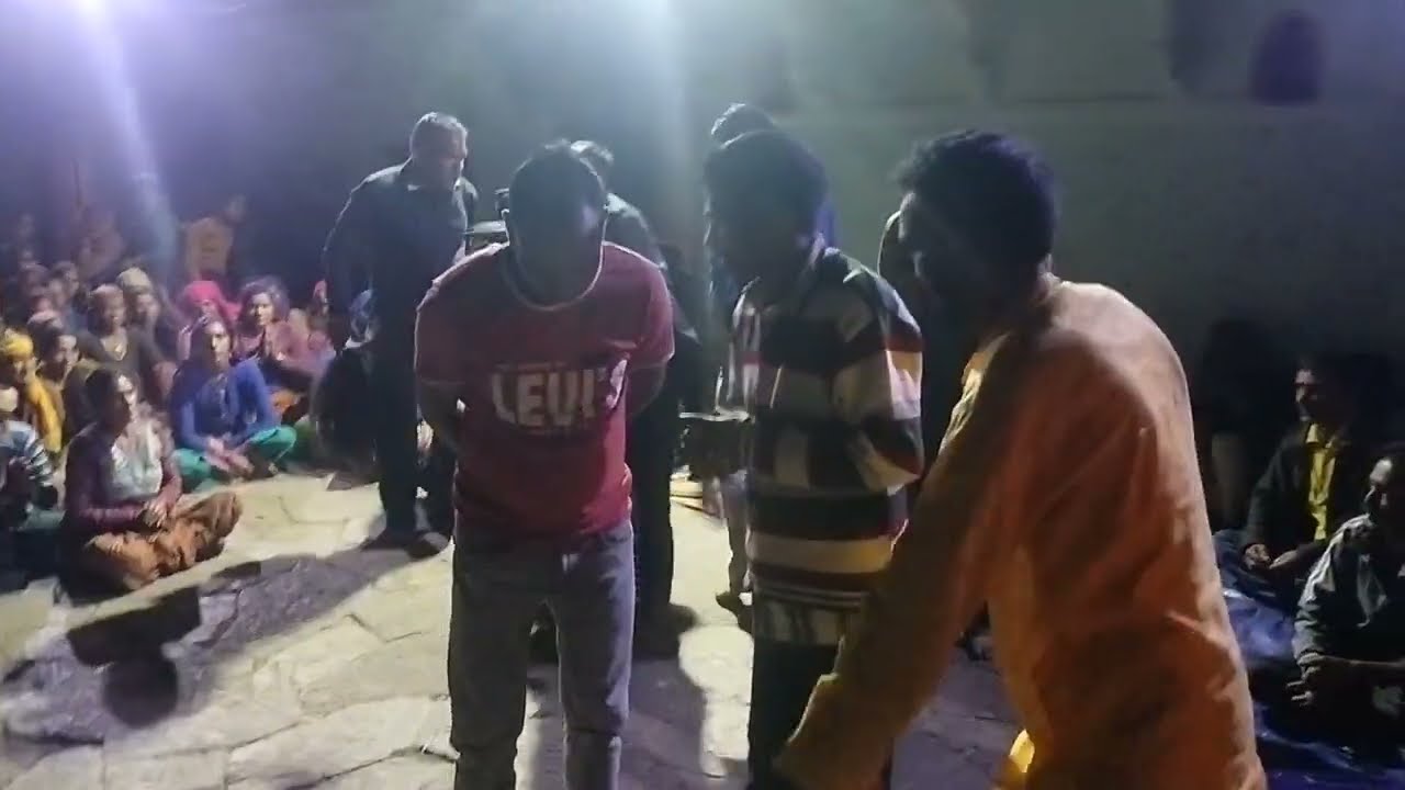 जय श्री लाल सिंह देवता की गांव मां थोलू मंडन