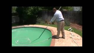 How to get rid of algae in your swimming pool