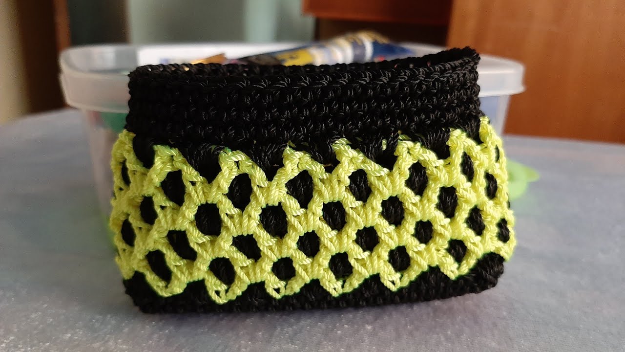 Monedero con dos colores punto o YouTube