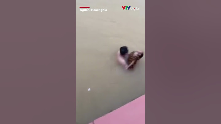Người đàn ông dũng cảm lao xuống sông kịp thời cứu cháu bé bị đuối nước | VTV24