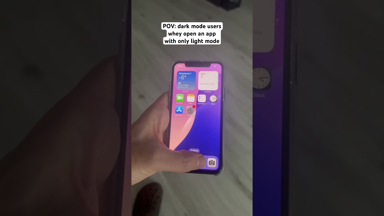 POV dark mode users whey open an app with only light mode