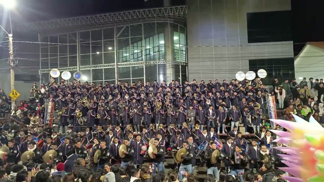 CONCIERTO 2025  MIX TOBAS  BANDA LOS +PENDEKS