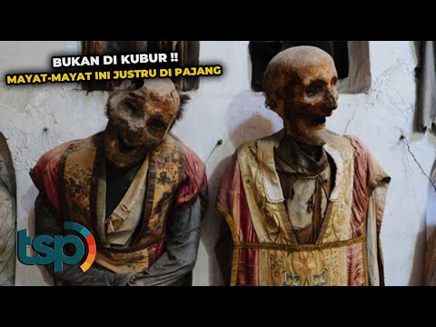 Video: Catacombs, Mumia dan Tempat Seram di Itali
