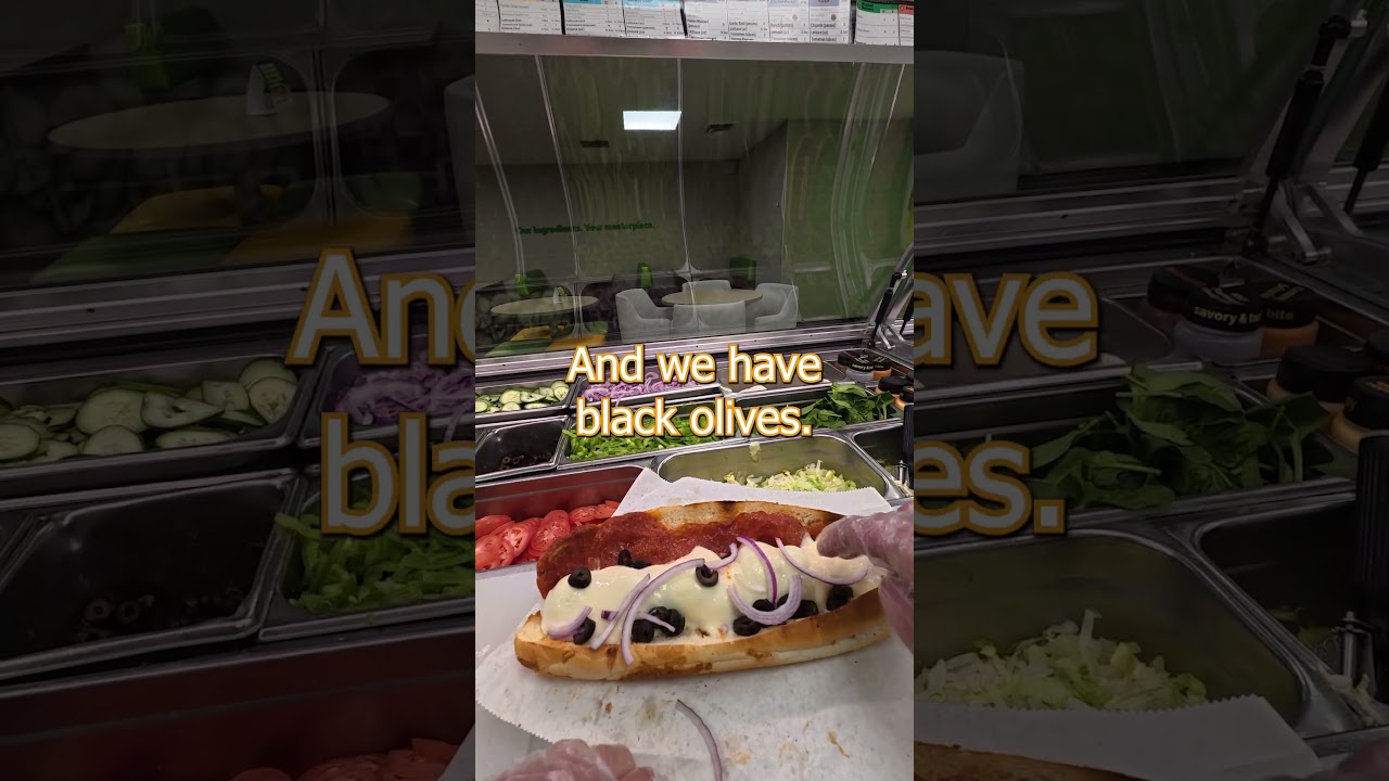 Subway следует вернуть в меню сыр моцарелла.