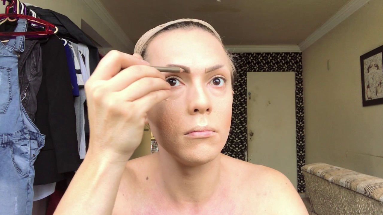 Sarah Mitch - Tutorial de Maquiagem 2