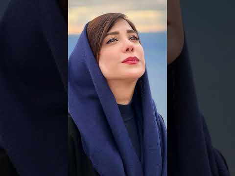 دلا نزد كسی بنشین كه او از دل خبر دارد