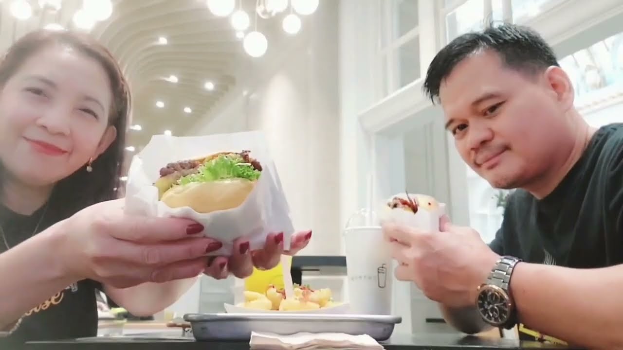 THE BEST BURGER I'VE EVER TASTED /SHACK STACK 