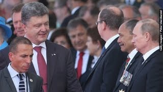 Ukraines Government Doesnt Want This Handshake Publicized - Newsy