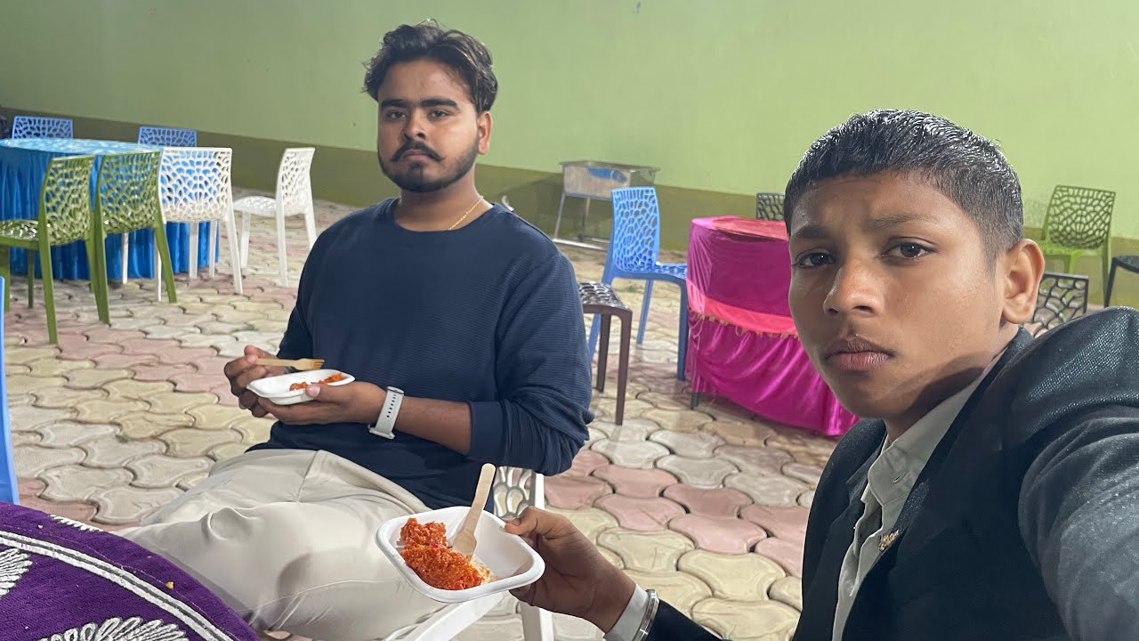 Today In Hotel Bandhan 🥰 With Friends And Bhaiya 🥳